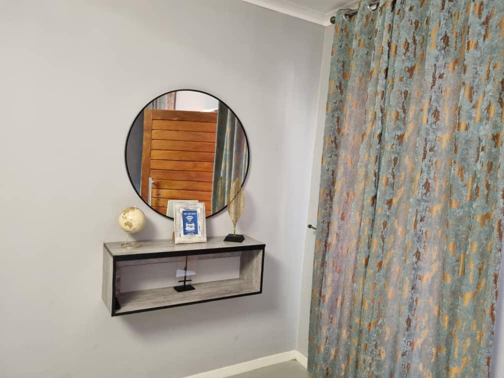 Villa 13 Maun Ngoại thất bức ảnh